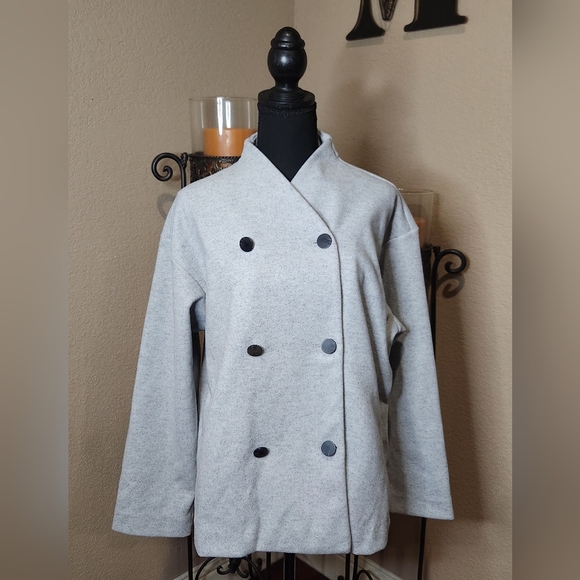 Banana Republic Jackets & Blazers - Banana Republic Women's Brushed Gray Double-Breasted Jacket. Suze Small